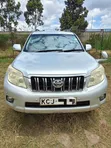 Toyota Land Cruiser Prado 2009 Silver - 1
