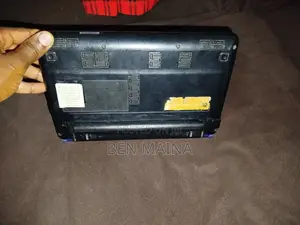 Laptopi ya Lenovo IdeaPad 100 - Intel Core i3, 256GB HDD