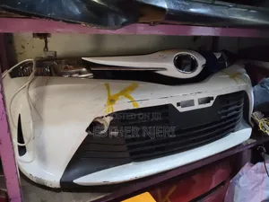 Used Toyota Vitz Nosecut - 2015