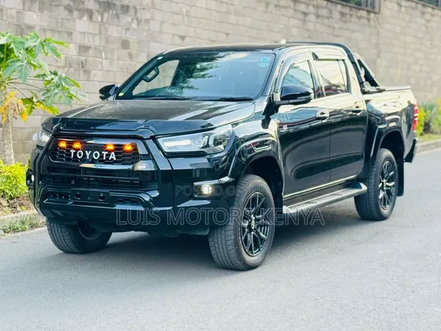 Toyota Hilux GR 2022 Black - 1