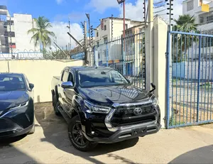 2020 Toyota Hilux Double Cabin 2400cc Diesel