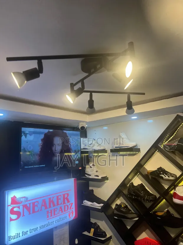 Modern 6-Head Foldable LED Ceiling Light - 1