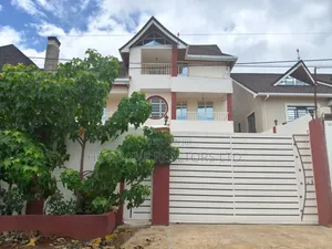 5 Bedroom Mansion for Rent in Membley