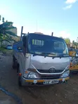 Toyota Dyna 2013 Nyeupe - 1