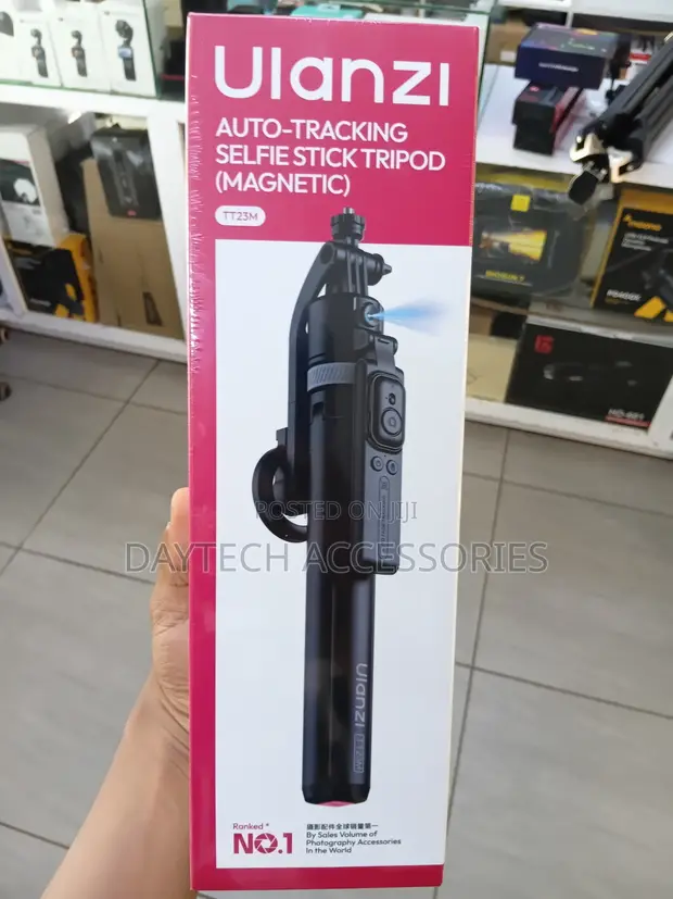 Ulanzi TT23 Auto-Tracking Selfie Stick Tripod Magsafe/Phone Clamp - 1