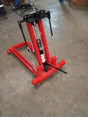 Brand New Engine Jack