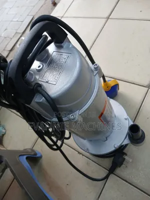 Freevel Submersible Water Pump 750W 1HP