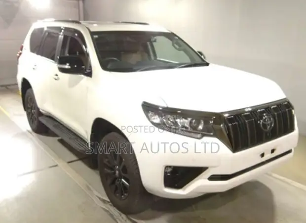 Toyota Land Cruiser Prado 2022 Pearl - 1