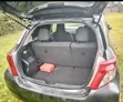 Toyota Vitz 2012 Nyeusi - 3
