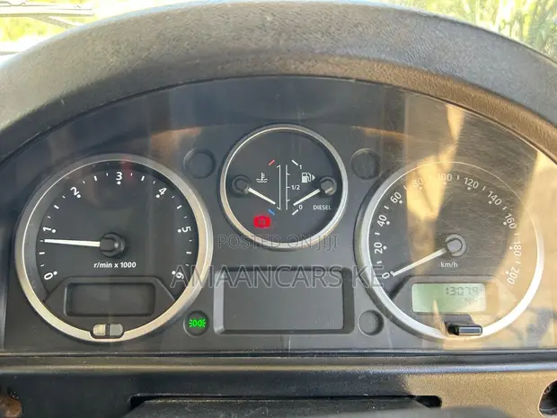 2007 Land Rover Defender 110 - 1