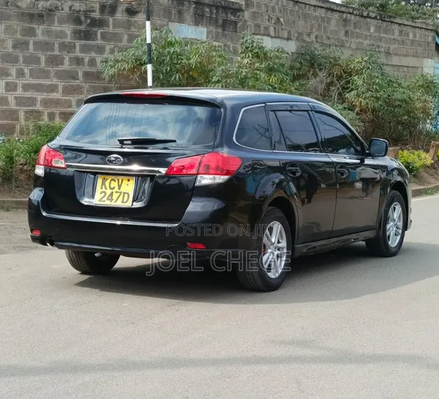 Subaru Legacy 2012 Black - 1