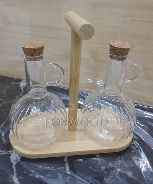 2-in-1 Borosilicate Glass Oil & Vinegar Jars (650ml) - 1
