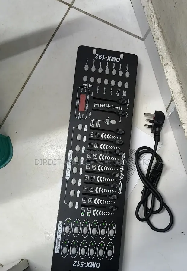 Digital DMX512 Stage Light Controller - 1