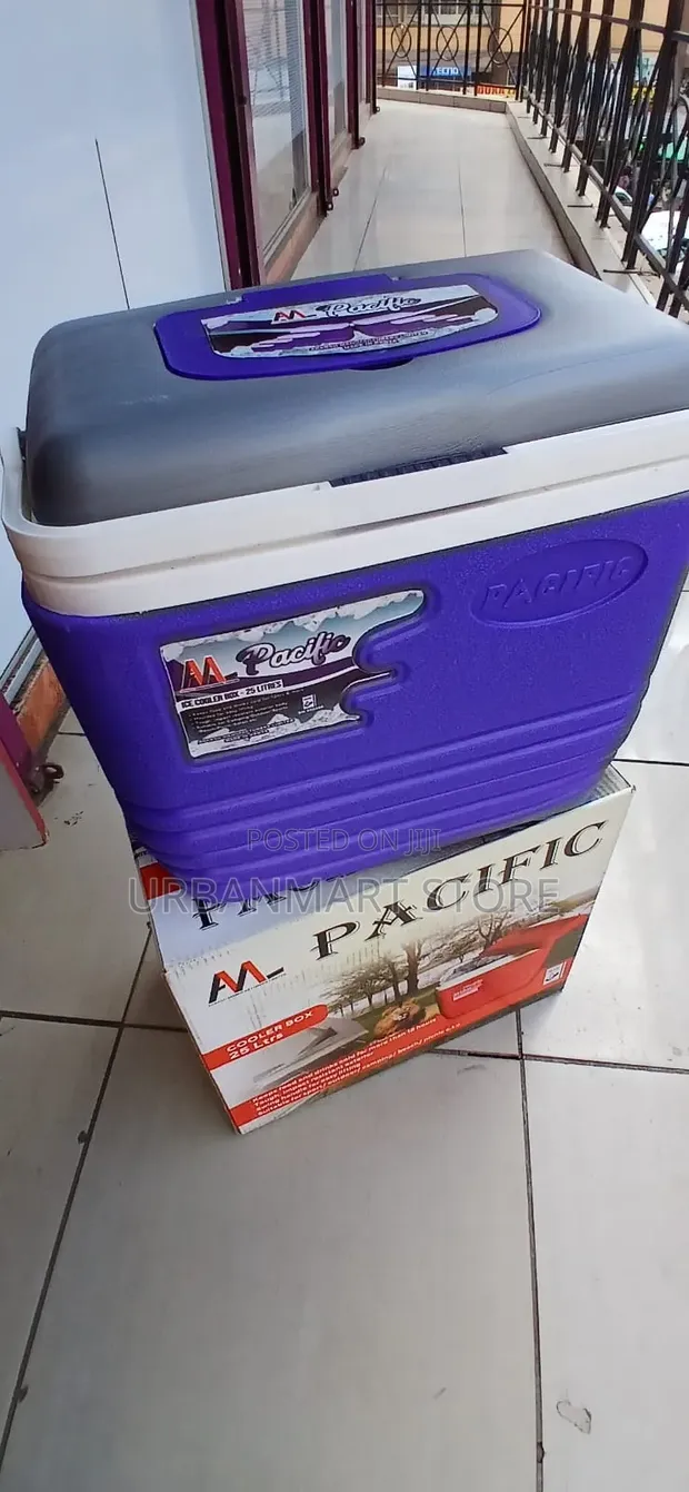 Pacific Cooler Box 10 Litres - 1