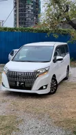 Toyota Esquire 2019 White - 2