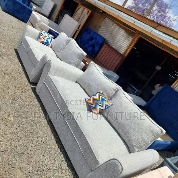 5 Seater Light Grey Butterfly Sofa Set - 1