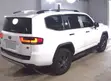 Toyota Land Cruiser LC300 2025 Pearl - 3