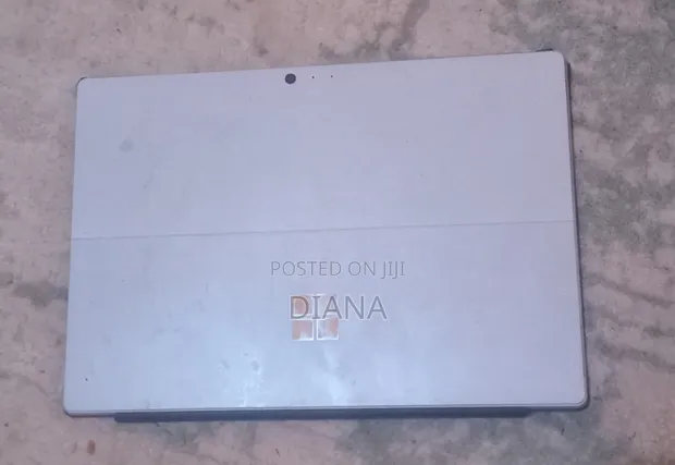 Microsoft Surface Pro 7 - 8GB RAM, 256GB SSD - 1