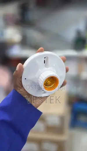 Spy Camera in Light Bulb Holder Base 1080P HD Wireless