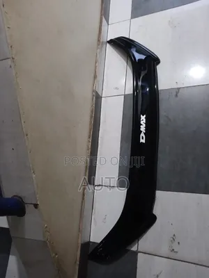 Isuzu D-Max Bonnet Mate | Hood Guard