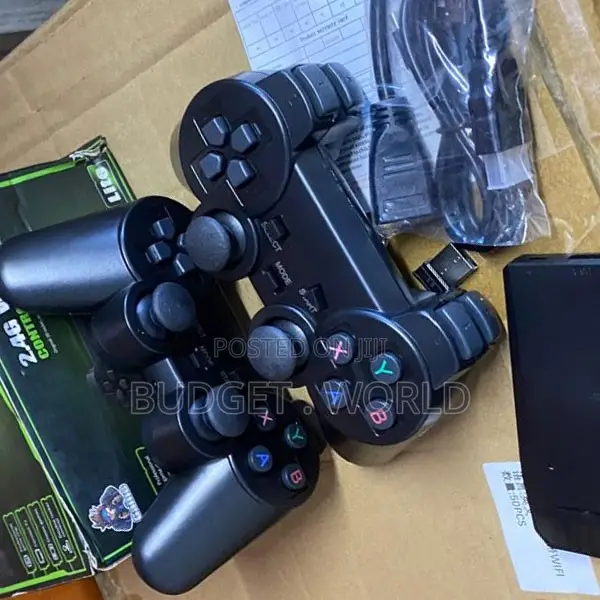 M8 HDMI Retro Game Stick - 10,000+ Games - 1