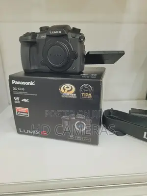 Panasonic Lumix DC-GH5 Mirrorless Camera