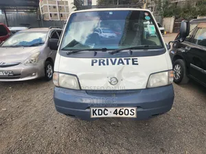 Nissan Vanette 2013 Nyeupe