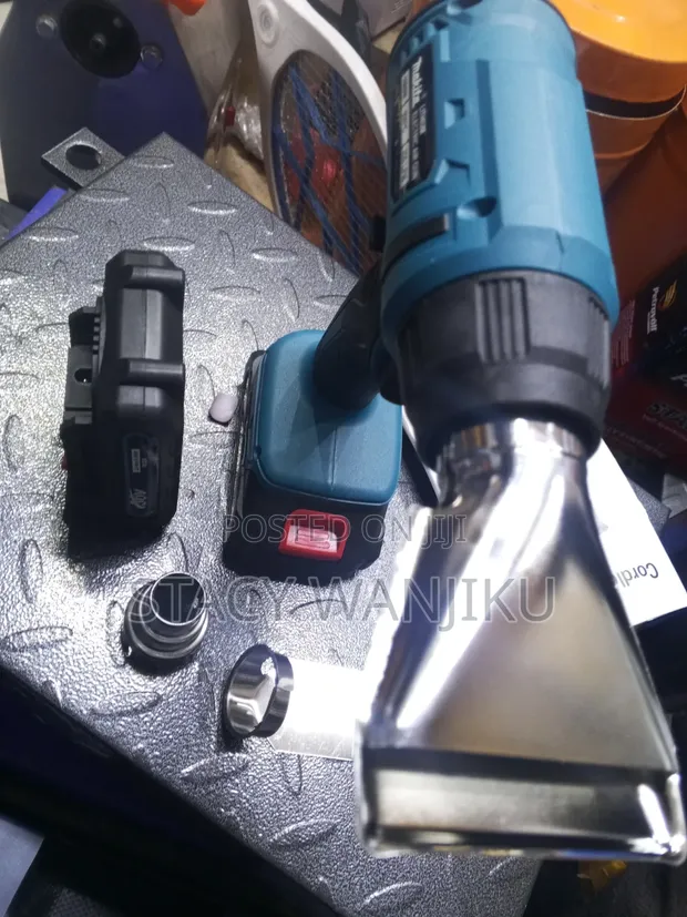 Makita 1000W Cordless Heat Gun - 1