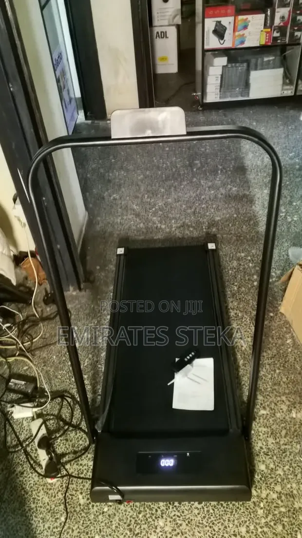 Bodyfit Foldable Walking Pad (14km/h) - 1