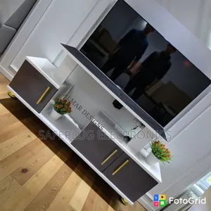Istanbul TV Stand - Modern Entertainment Unit