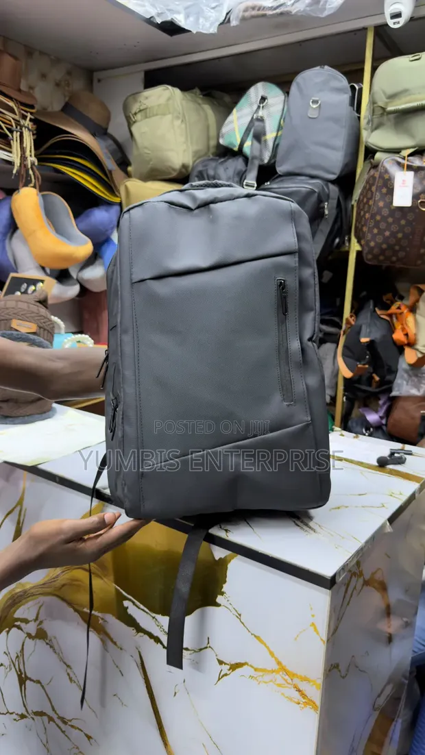 Yida Quality Spacious Black Backpacks - 1