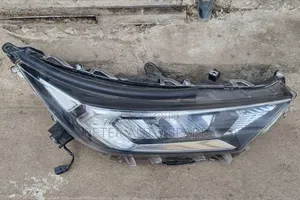 Toyota RAV4 2019 Headlight
