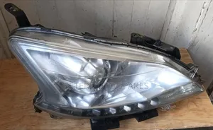 Nissan Sylphy TB17 Headlamp/Headlight (Used)