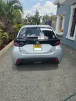 Toyota Yaris 1.5 Sedan XLE 2020 Silver - 1
