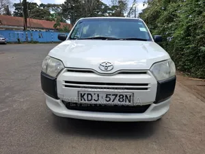 Toyota Probox 2015 Nyeupe