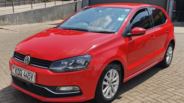 Volkswagen Polo 2017 Red - 1