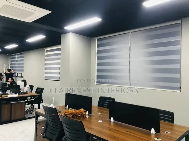 Elegant Horizontal Blinds for Offices - 1