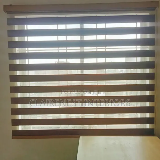 Beautiful Horizontal Blinds for Furnished Apartments - 1