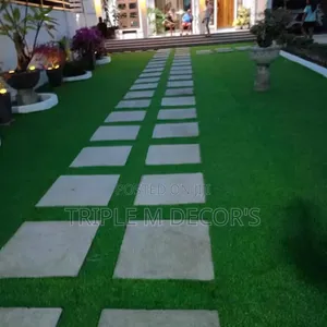 25mm Thickness Artificial Grass for Commercial Spaces