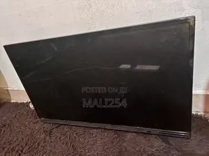 Skyworth 32" TV ya Digital LED (Inahitaji Matengenezo)