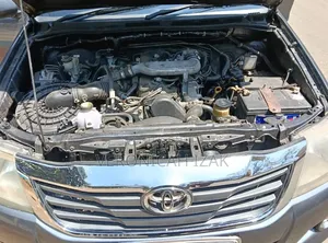 Toyota Hilux Double Cabin 2014