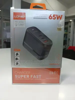 LDNIO Q366 65W 3-Port Fast Travel Charger Adapter - Black