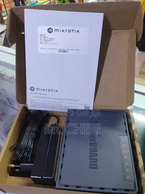 MikroTik RouterBOARD RB760iGS 5-Port Gigabit Router