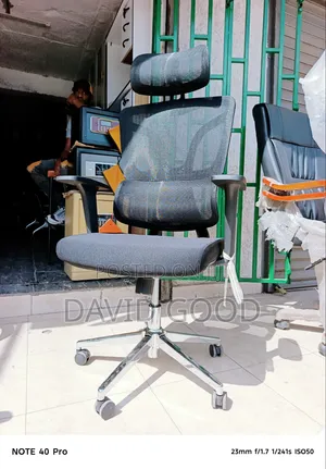 Boss Office Products Headrest Chair - Black