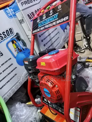 Kato Germany 3300psi Gasoline Carwash Machine