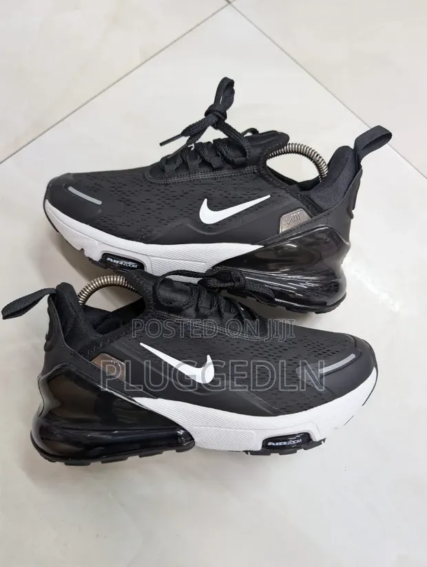 Nike Air Max 270 Sneakers - 1