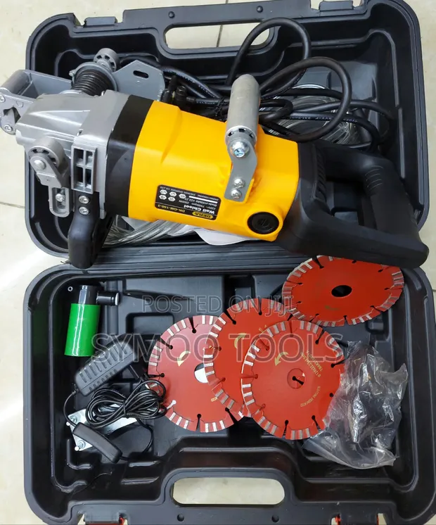 Dera Heavy-Duty Electric Wall Chaser - 1