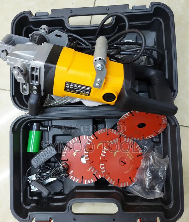 Heavy-Duty Corded Wall Chaser - 1