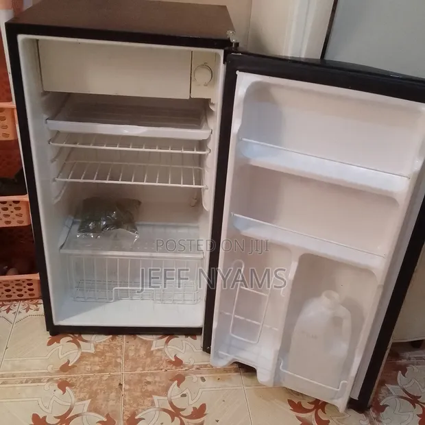 Ramtons Fridge RF/164 Single Door - 1
