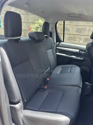 Toyota Hilux 2024 Double Cab 4x4 Mpya